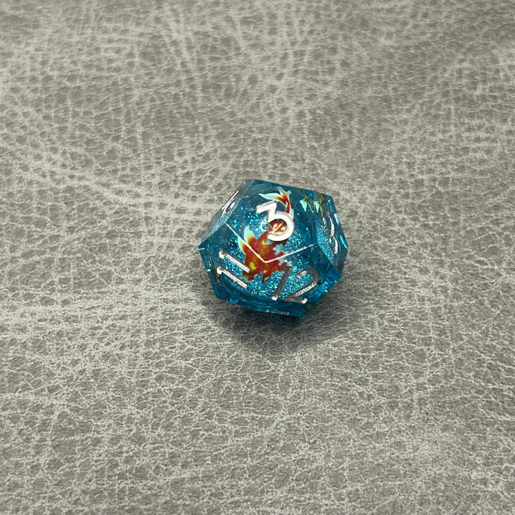Koi Fish Dice - DND Dice Blauw Koi Glitter