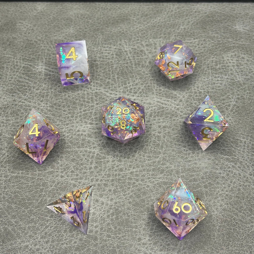 Mystic Purple Dice - DND Dice Paars Holografisch