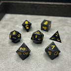 Onyx Shadow Dice - DND Dice Zwart Goud