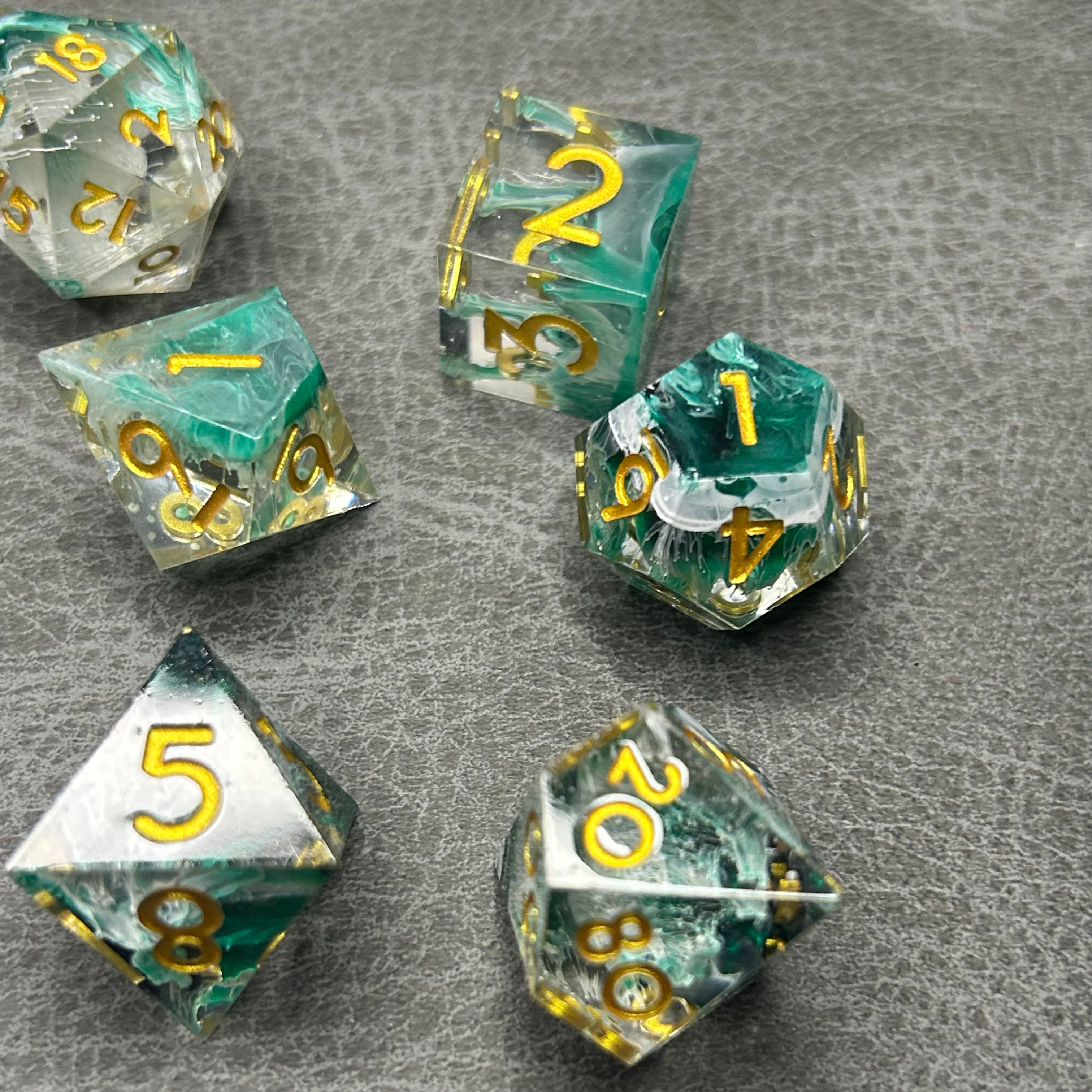 Ocean Treasure Dice - 7-delige DND Dobbelstenen Groen Goud