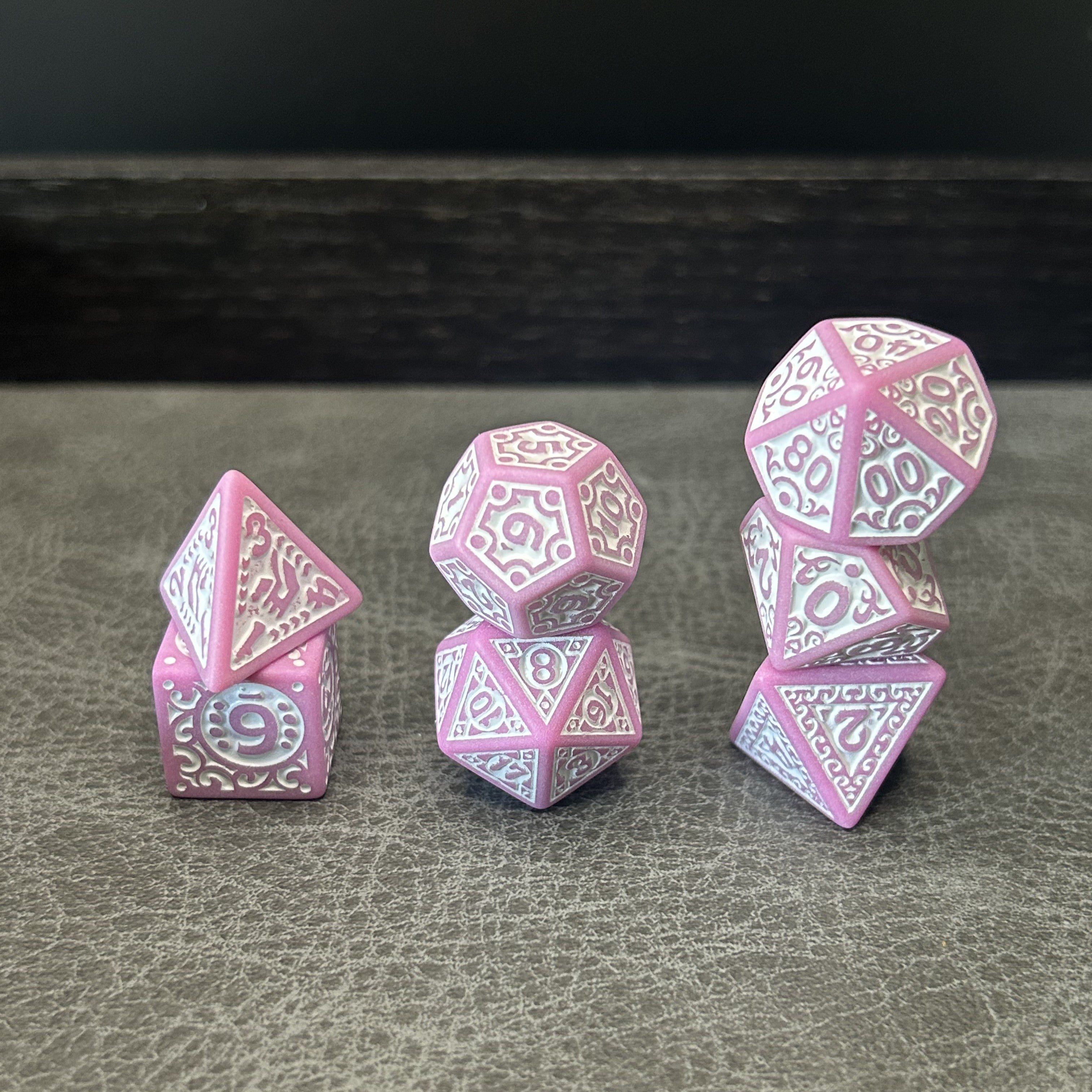Mystic Charm Dice roze - complete 7-delige set