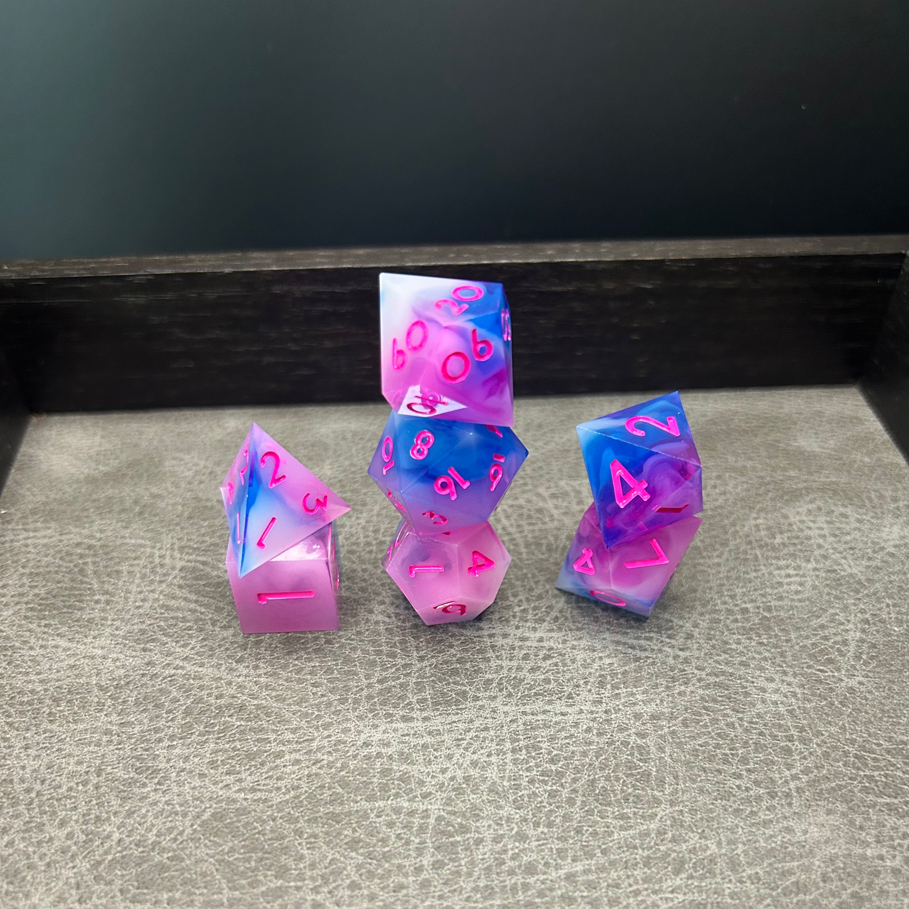 Cotton Candy Dice - 7-delige DND Dobbelstenen Pastel Roze Blauw