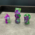 Mystic Aurora Dice - DND Dice Paars Groen Holografisch