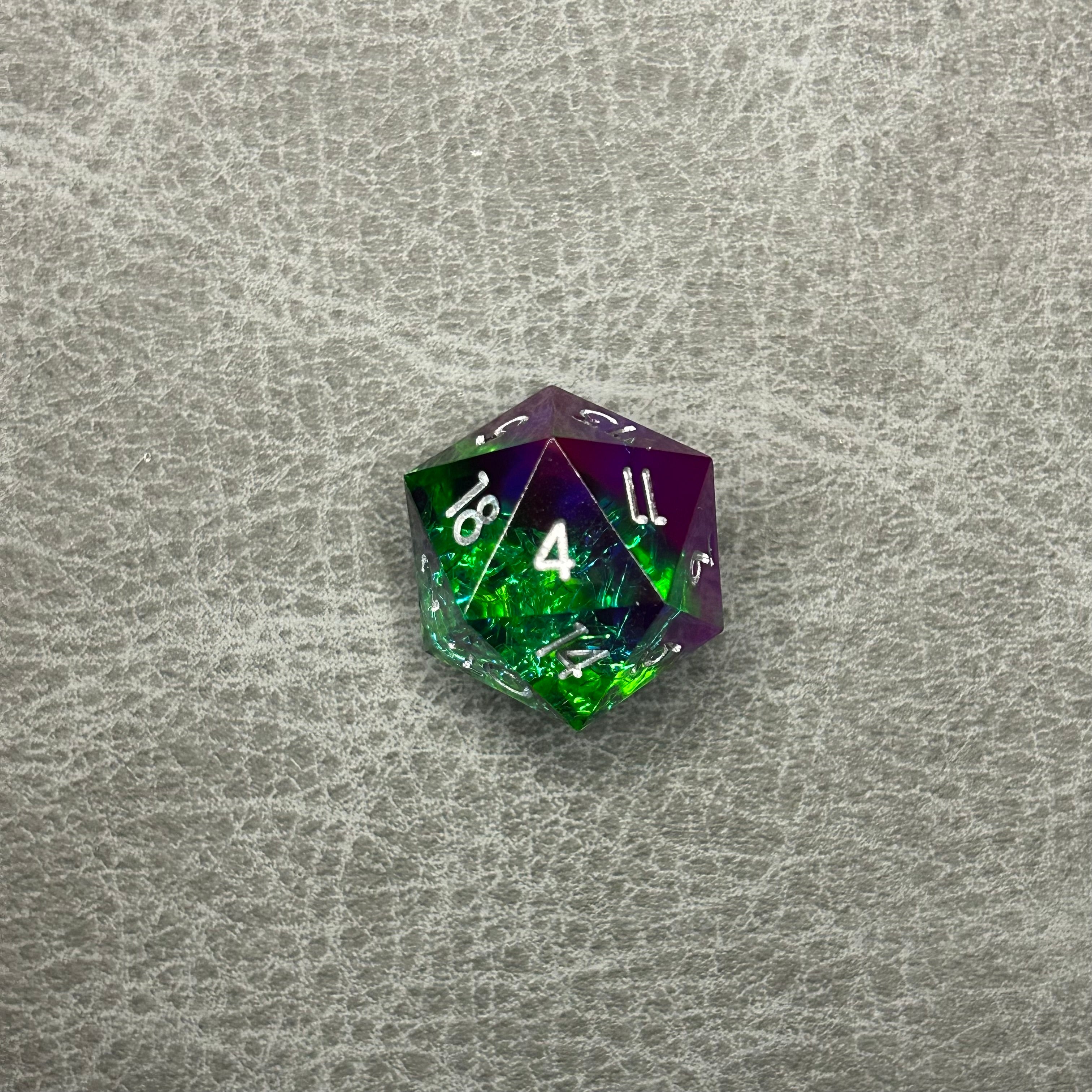 Mystic Aurora Dice - 7-delige DND Dobbelstenen Paars Groen Holografisch